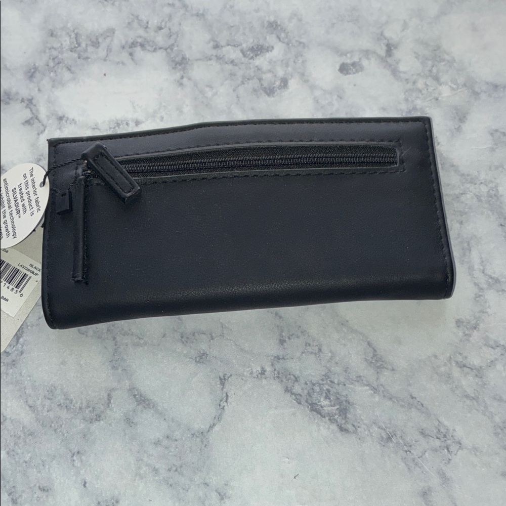 Mundi Vegan Leather Wallet in Black